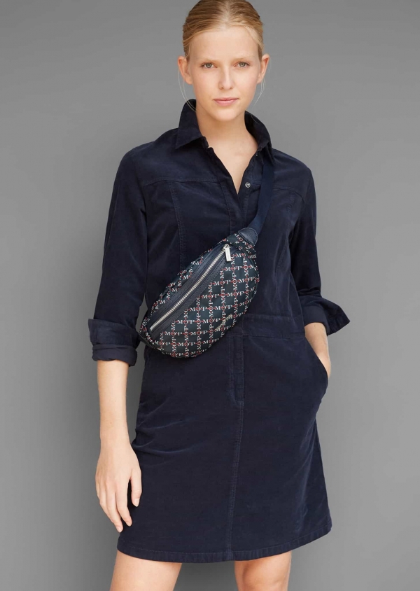 Marc O'Polo Gürteltasche Wibke aus Nylon, mit verstellbarem Umhängegurt mit Logo Print_2_Modell
