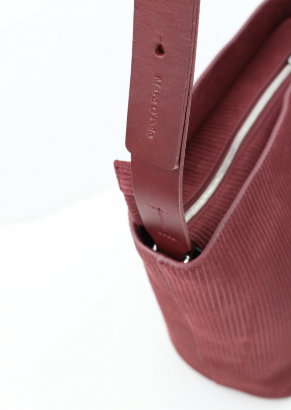 Marc O'Polo Beuteltasche TAINA dunkelrot mit verstellbarem Schultergurt_5