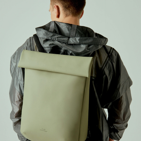 ua-campaign-spring-22_049 (1)